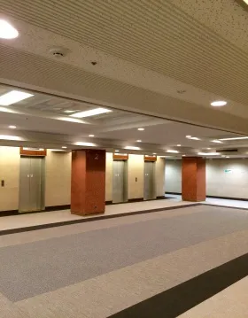 新大手町ビルの外観
