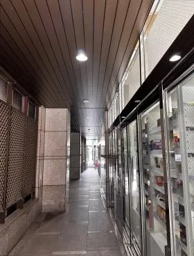 京橋イーサスビルの外観