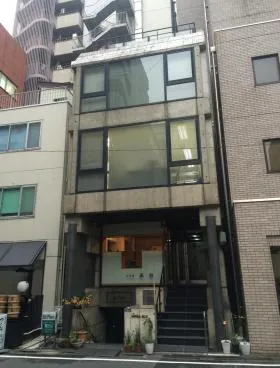 ハラダビルの外観