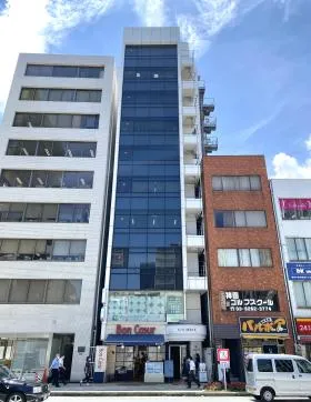バンセイ室町ビルの外観