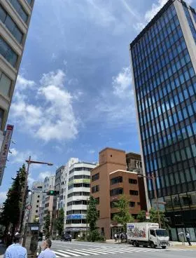 バンセイ室町ビルの外観