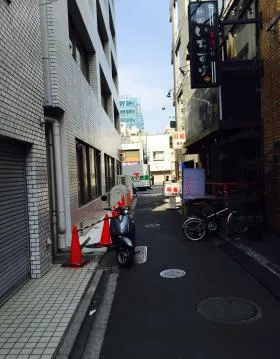 牛島ビルの外観