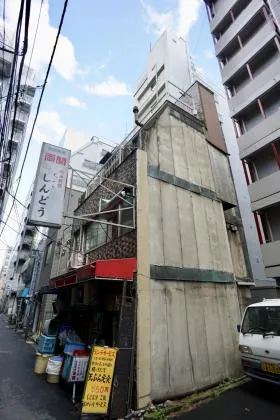 中津山ビルの外観