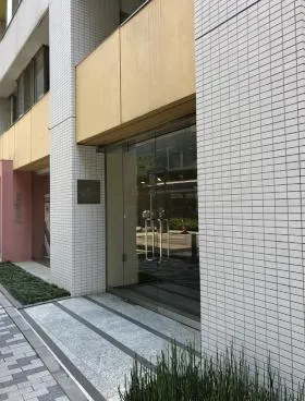 パンテオン日本橋三越前の外観