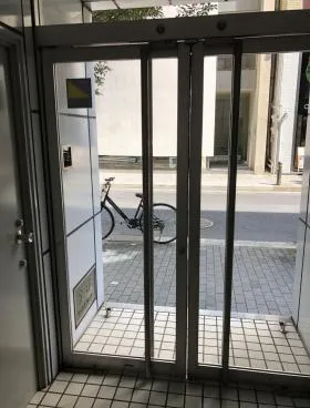 ナカヤビルの外観