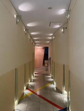 室一ビルの外観