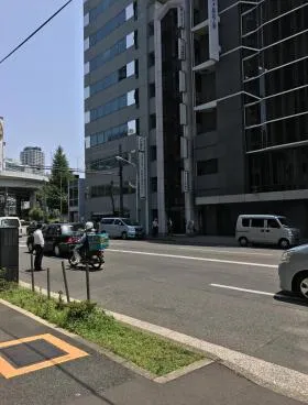 山安ビルの外観