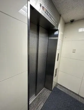 白金台STビルの外観