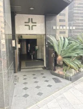 カルフール神田ビルの外観