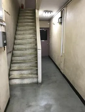 USビルの外観