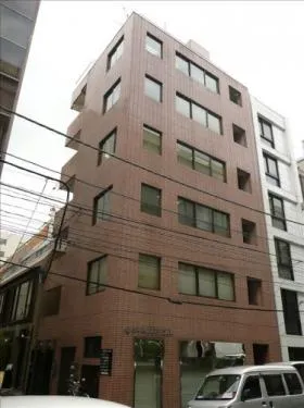 日本橋川村ビルの外観