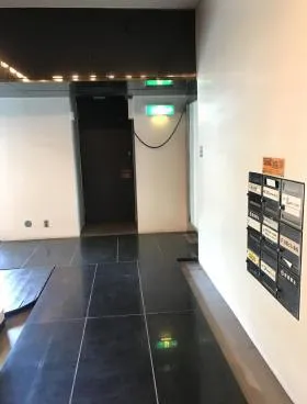 近甚ビルの外観