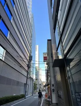 山一大野ビルの外観