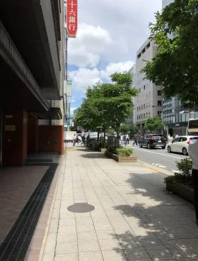 日本橋秋山ビルの外観
