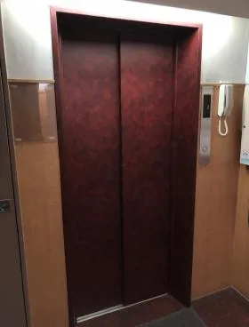 新商日本橋ビルの外観
