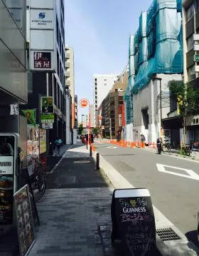 日本橋内山ビルの外観