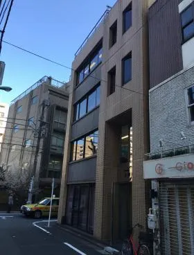 GINZA上野ビルの外観