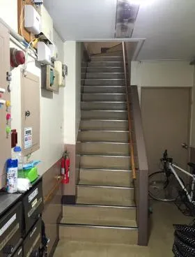 東海ビルの外観