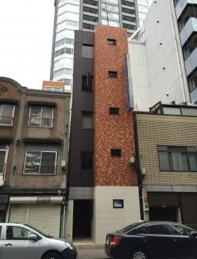 マドリガル銀座ビルの外観