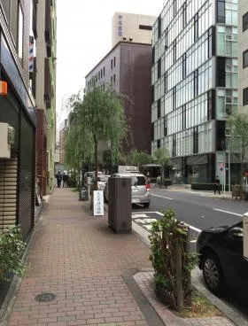 マドリガル銀座ビルの外観