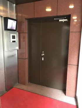 SKビルの外観