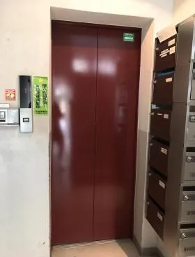 岡崎ビルの外観