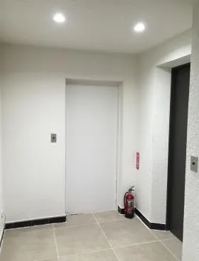 ガーデンスクエア銀座(旧オーキッド銀座ビルの外観