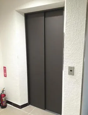 ガーデンスクエア銀座(旧オーキッド銀座ビルの外観