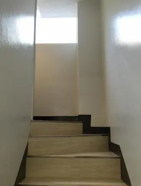 広徳ビルの外観