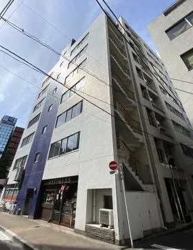 八木ビルの外観