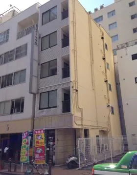 都市エステートビルの外観