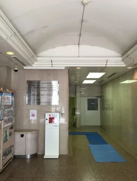 西新橋光和ビルの外観