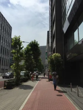 西新橋光和ビルの外観