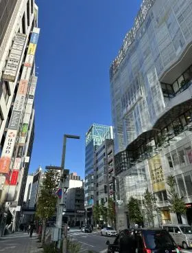 伊勢伊ビルの外観