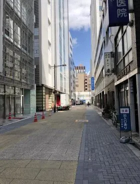 三神AL共同ビルの外観