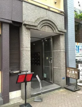 第3太陽ビルの外観