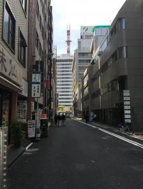 一新ビルの外観