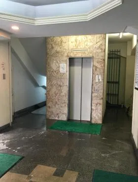 城辺橋ビルの外観