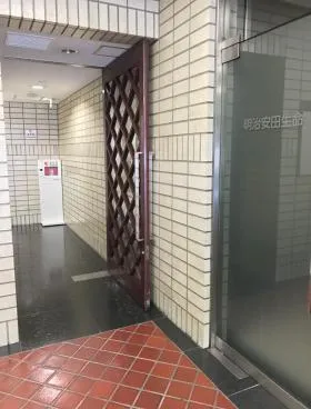 明治安田生命八重洲ビルの外観