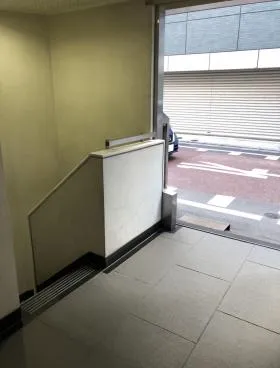 日宝八重洲ビルの外観