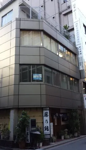 宮崎ビルの外観