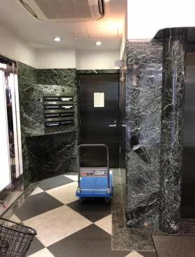 ヒューリック八重洲ビルの外観