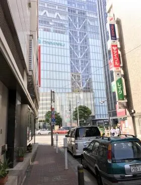 八重洲口会館の外観