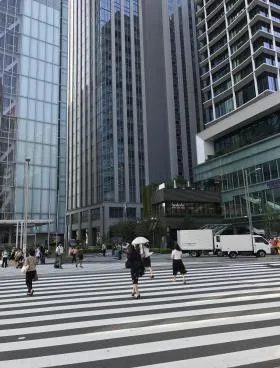 八重洲口会館の外観