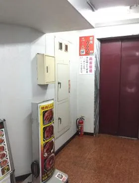 吉川ビルの外観