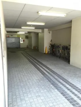 祥ビルの外観