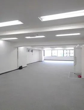 祥ビルの外観