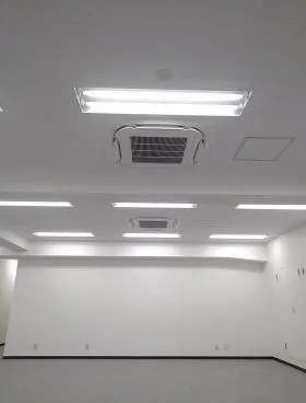祥ビルの外観