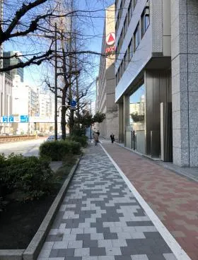 油脂工業会館の外観