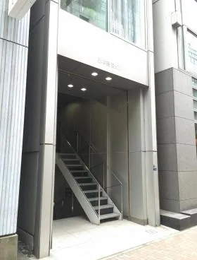 日本橋桜ビルの外観